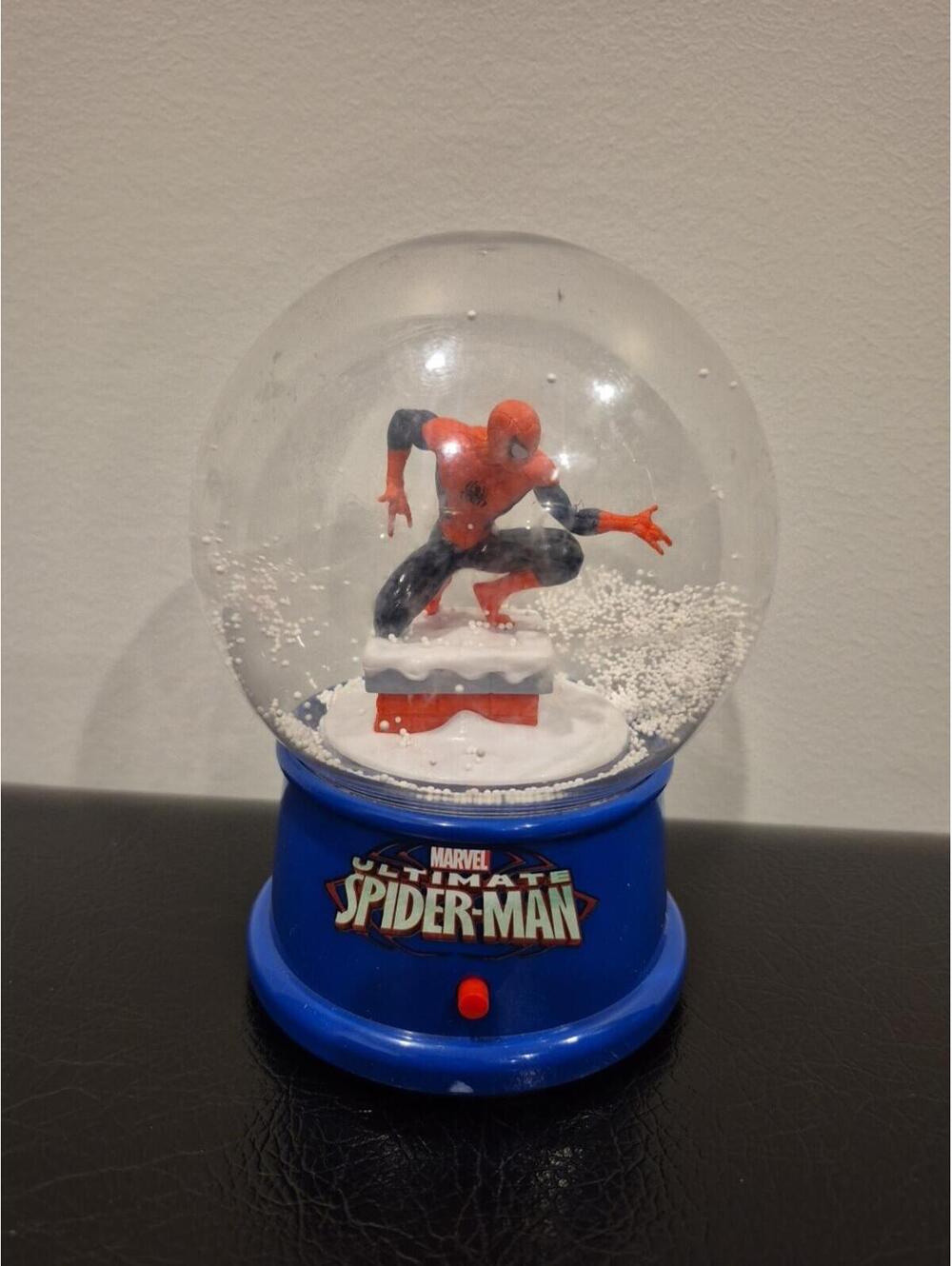 Marvel Ultimate Spider-Man Snow Globe w/ Music 7" Tall Works Tested Snowglobe